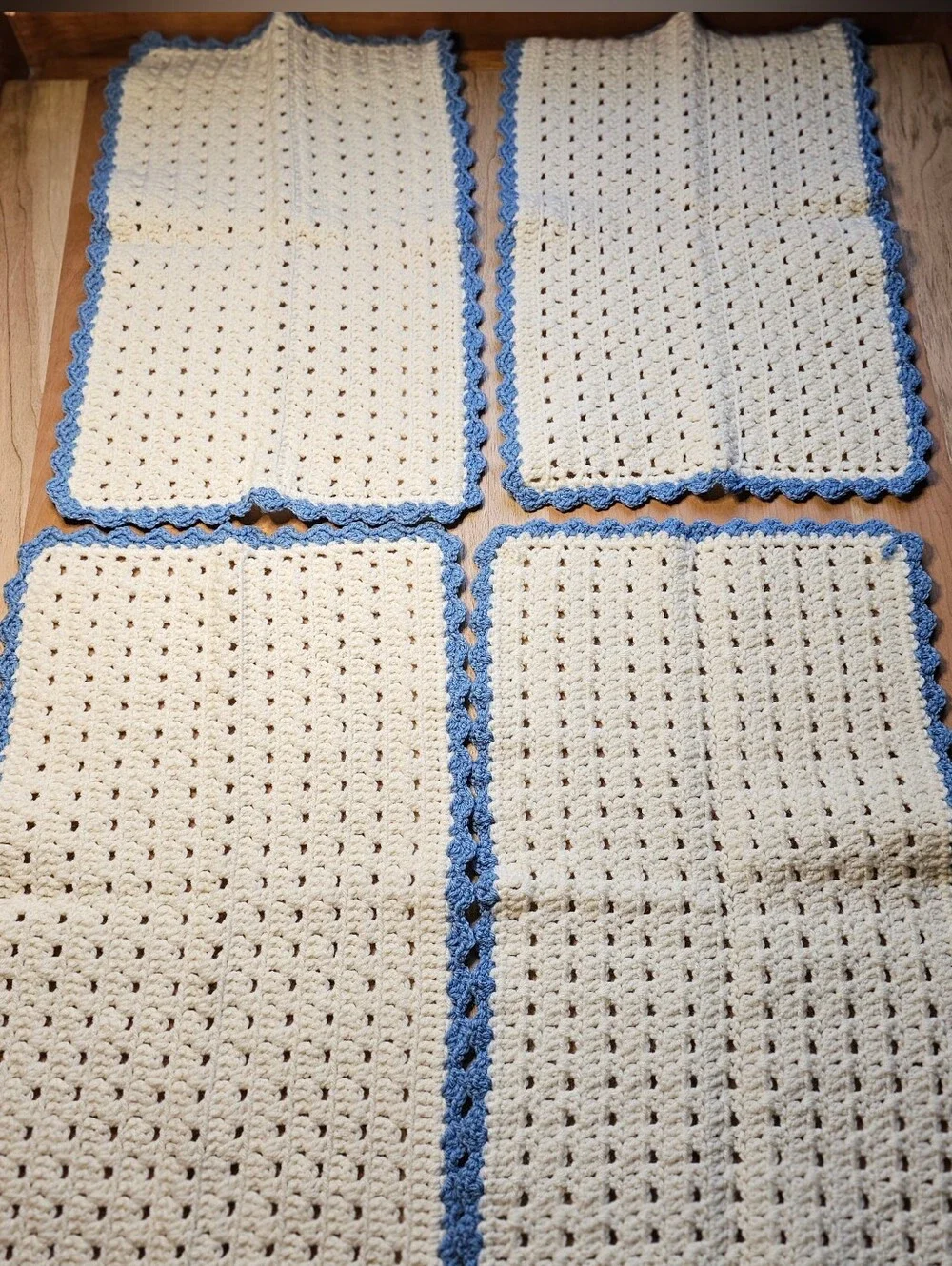 Handmade Crochet Placemats Set Of 4 Scalloped Edge Cream Blue